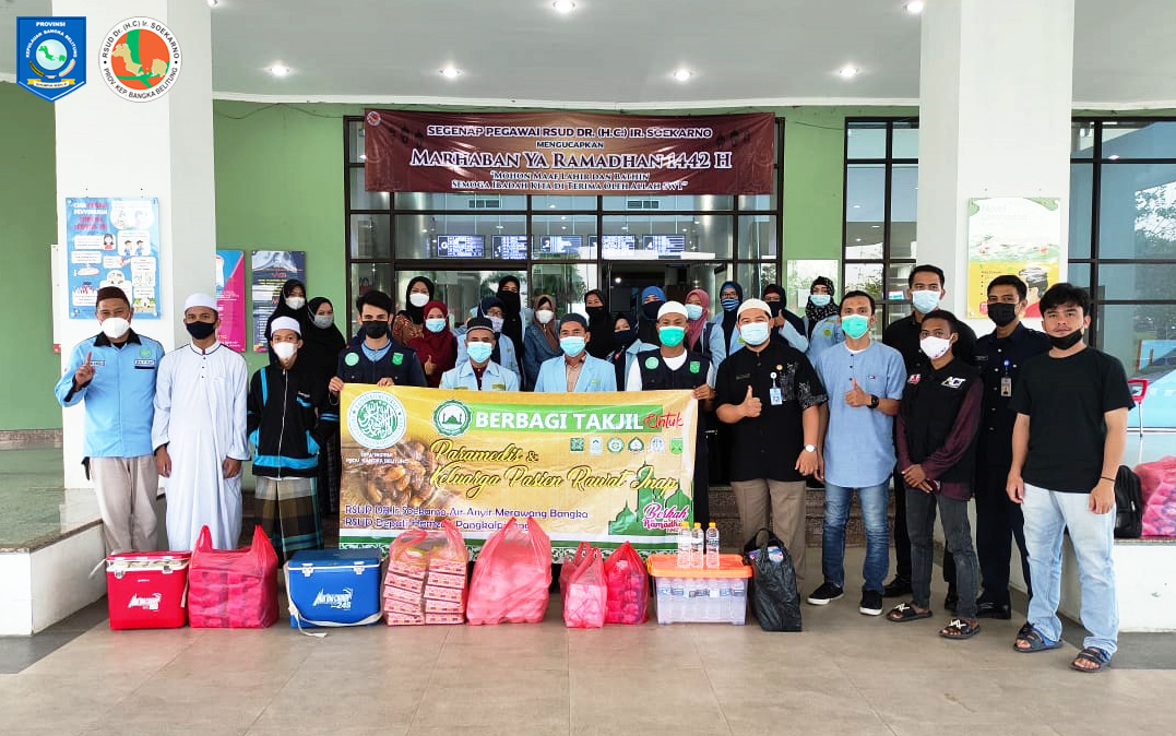 BERKAH RAMADHAN : BKPRMI BERBAGI TAKJIL DI RSUD Dr. (H.C) Ir. SOEKARNO PROVINSI KEPULAUAN BANGKA BELITUNG